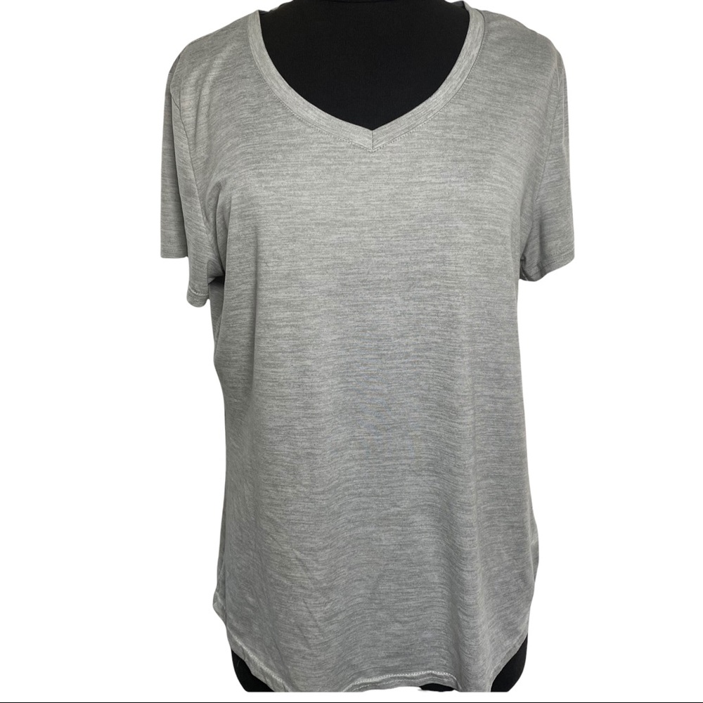 Activ8 gray v-neck short sleeve t-shirt XL
